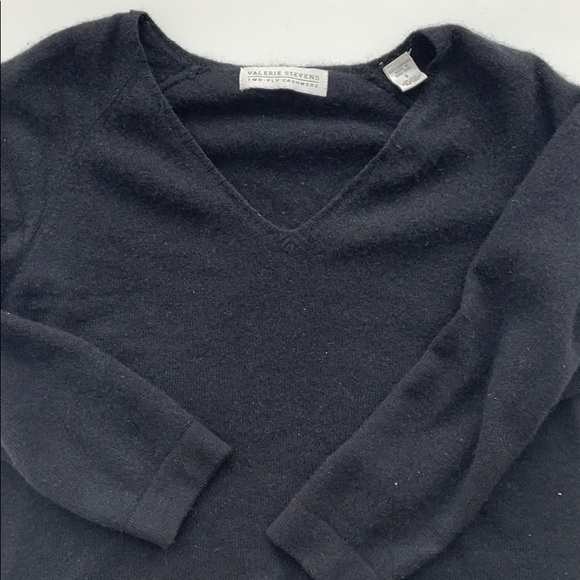 Valerie Stevens Two-Ply Cashmere Sweater - Picture 2 of 4